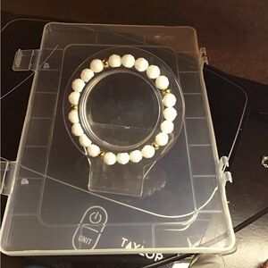 LIVVY GRACE JEWELRY The Olivia- White